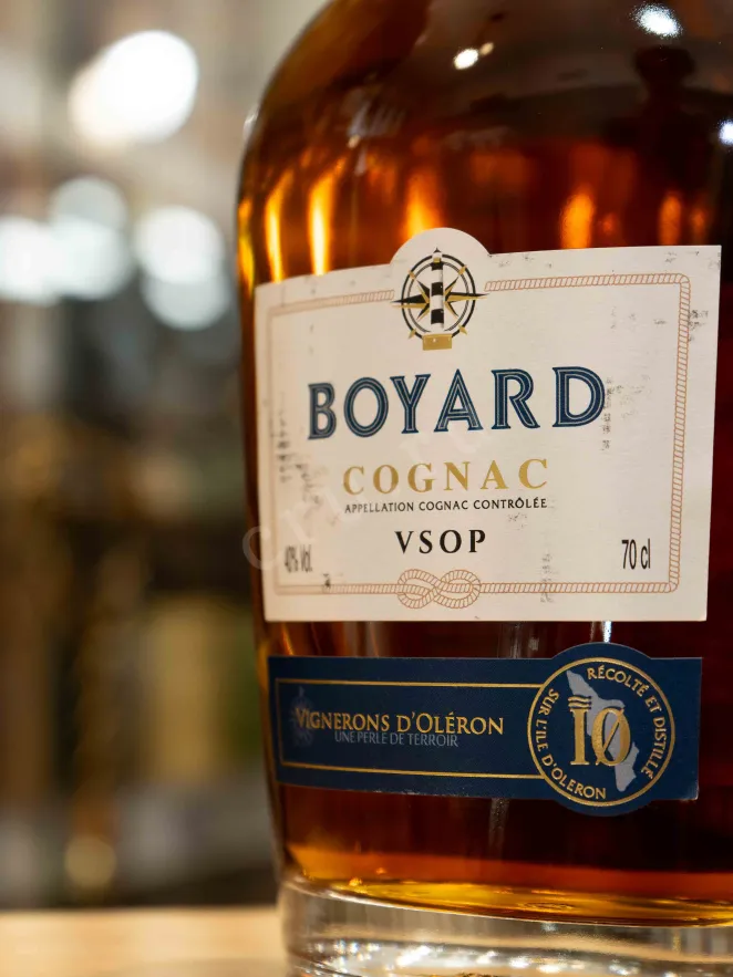 В магазине Крю Профи Boyard VSOP in gidt box 0.7 л