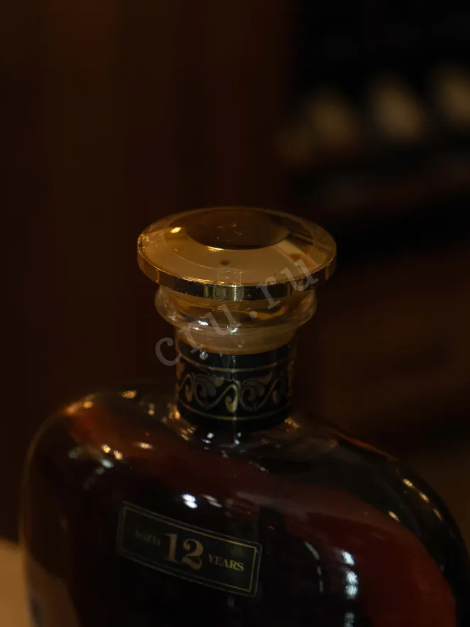 В магазине Крю Профи Ginevan Gold Collection 999.9