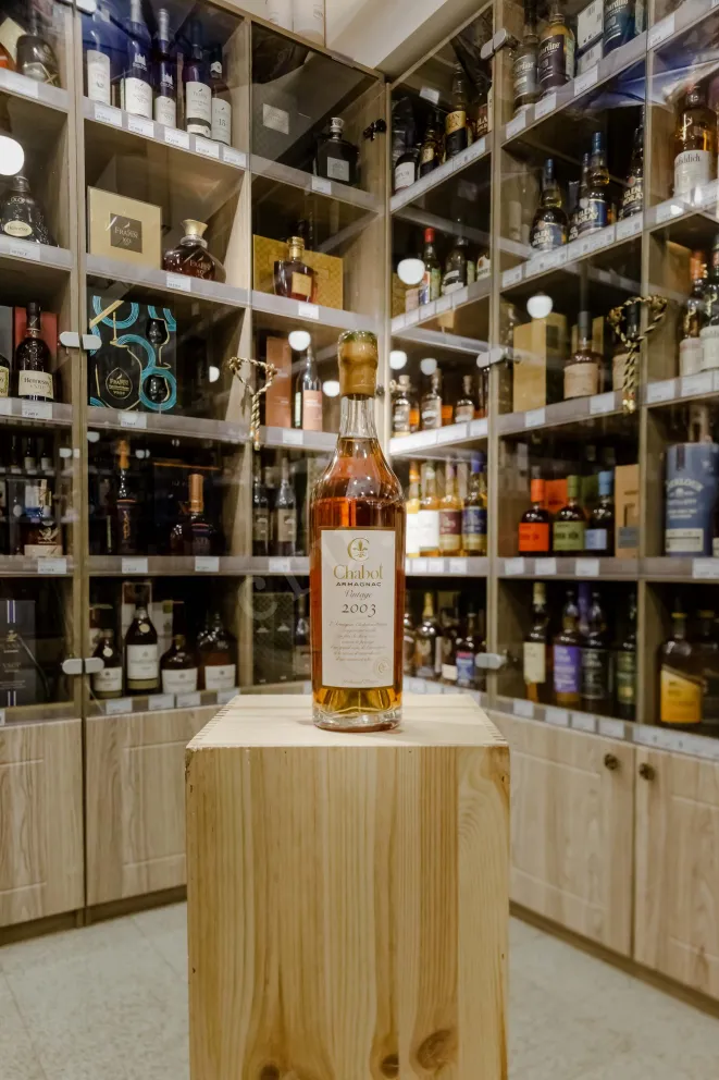 В магазине Крю Профи Chabot Vintage in tube 2003 0.7 л