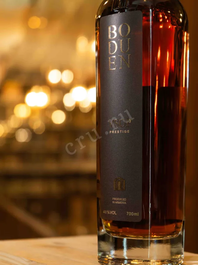 В магазине Крю Профи Boduen VSOP 7 years in gift box 0.7 л