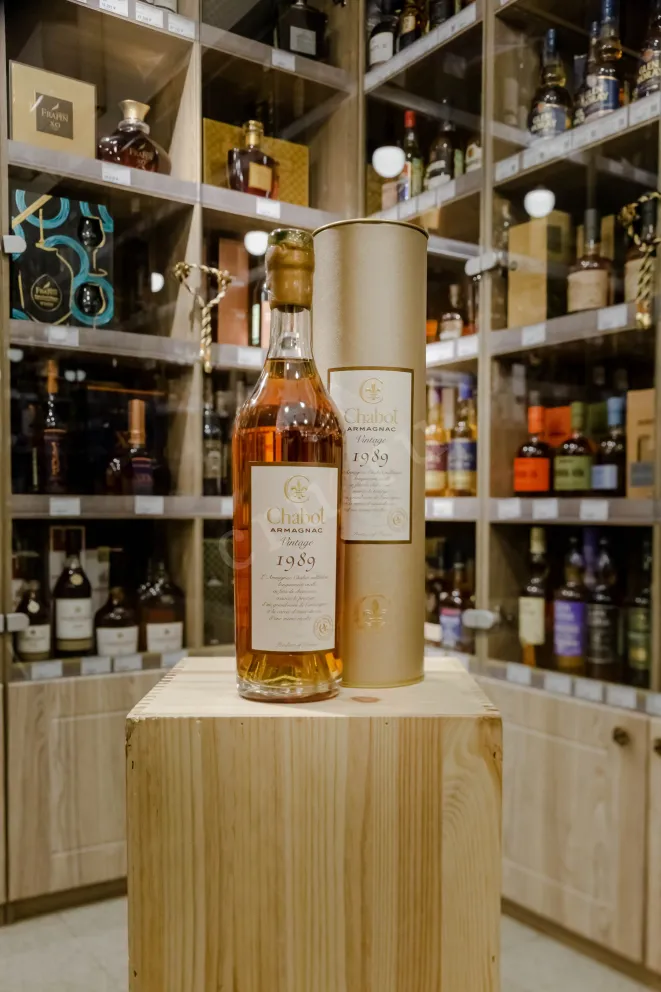 В магазине Крю Профи Chabot 1989 0.7 л