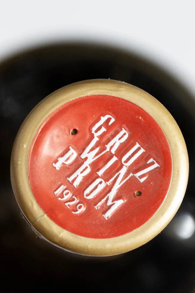 Пробка Gruzwinprom Alazani Valley White 2019 0.75 л