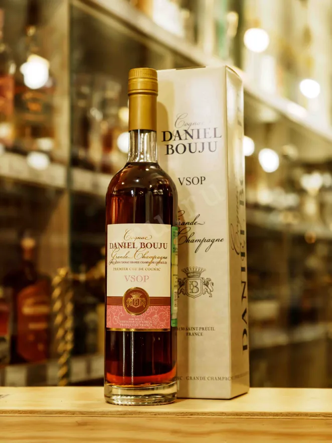 В магазине Крю Профи Daniel Bouju VSOP Premier Cru De Cognac in gift box 0.5 л