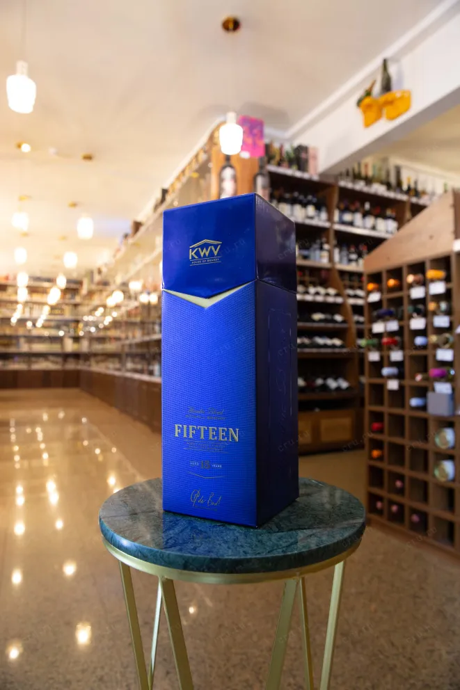 В магазине Крю Профи KWV 15 years in gift box 0.75 л