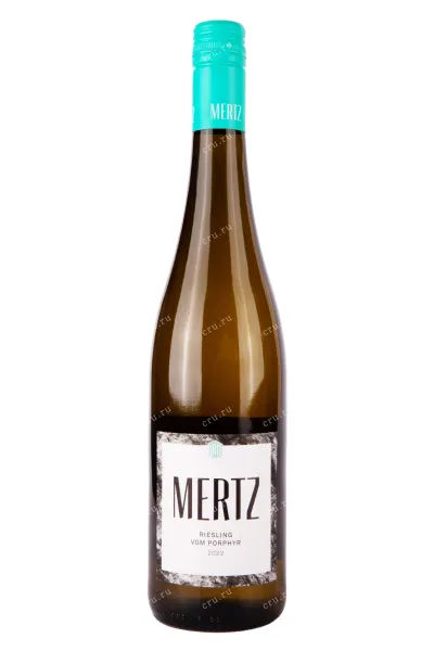 Вино {Mertz Eckelsheim Riesling vom Porphyr 2022 0.75 л