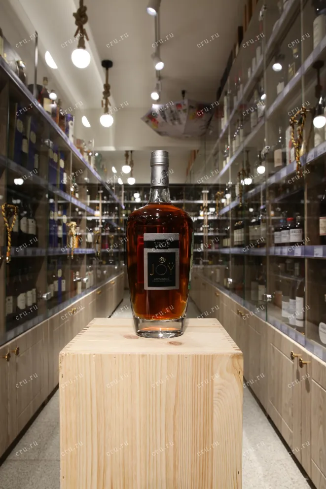 В магазине Крю Профи Joy VSOP 0.7 л
