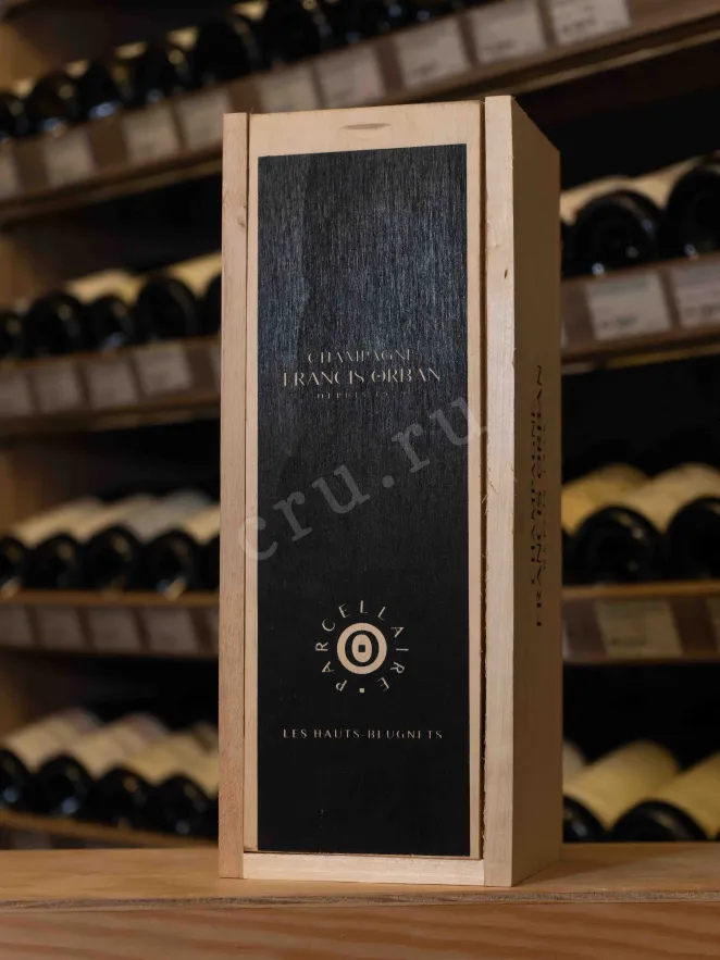 В магазине Крю Профи Francis Orban Les Hauts-Beugnets Meunier in wooden box 2016 0.75 л