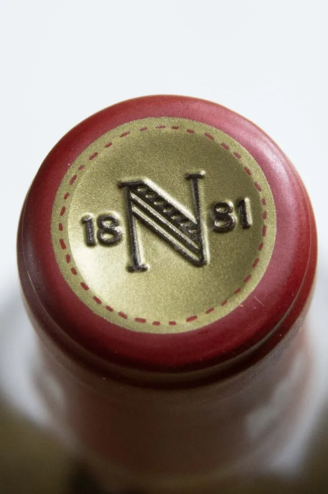 Пробка Ingelheimer Pares Spatburgunder GG J. Neus 2015 0.75 л