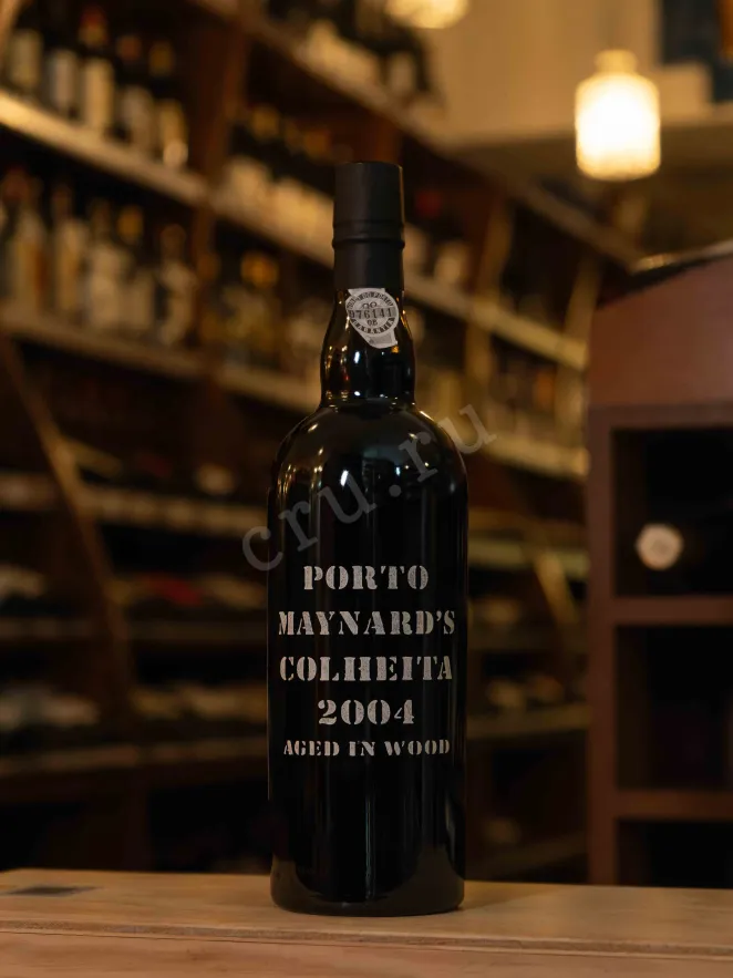 В магазине Крю Профи Maynards Colheita Porto wooden box 2004 0.75 л