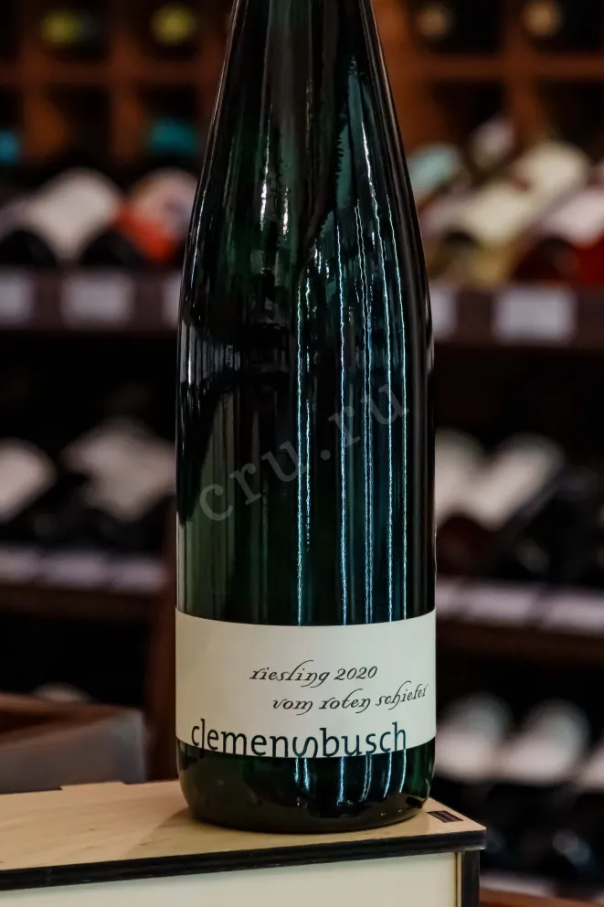 В магазине Крю Профи Riesling Von Roter Shiefer Mozel 2020 0.75 л