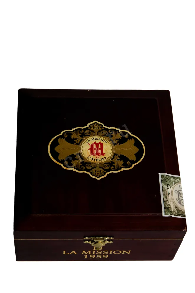 Коробка сигар Tatuaje L'Atelier La Mission 1959 *18