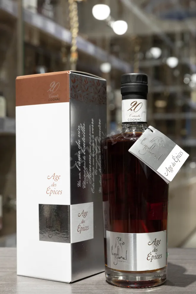 В магазине Крю Профи Leopold Gourmel Age des Epices 20 Carats Tres Vieux in gift box 0.7 л