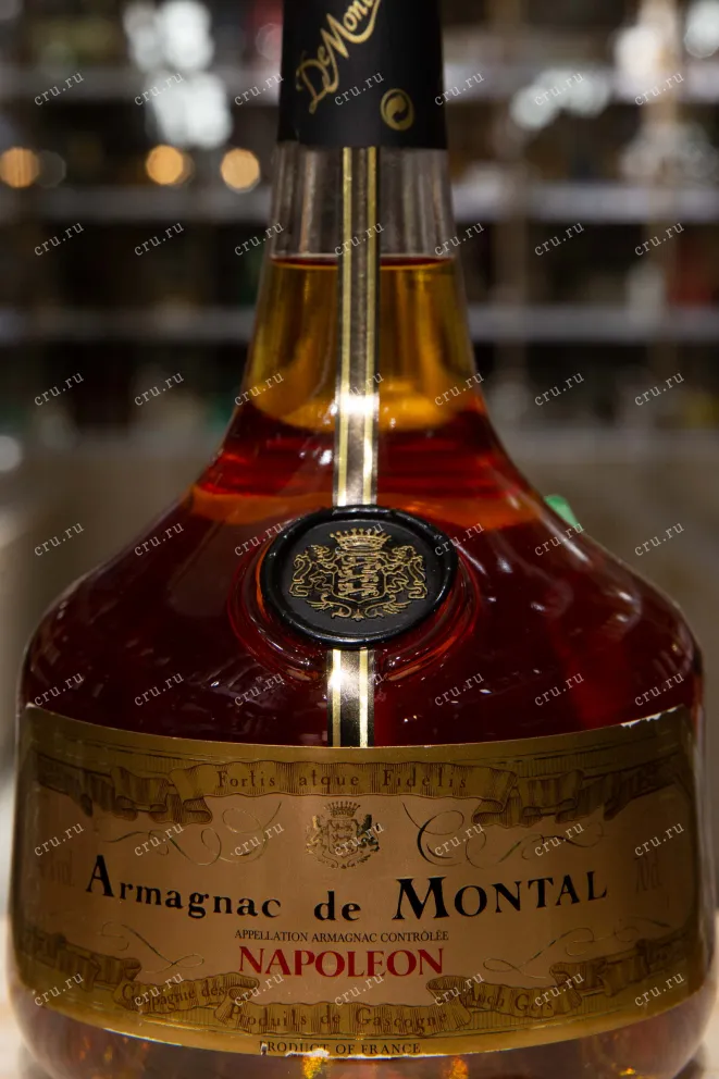 В магазине Крю Профи Montal Napoleon 0.7 л