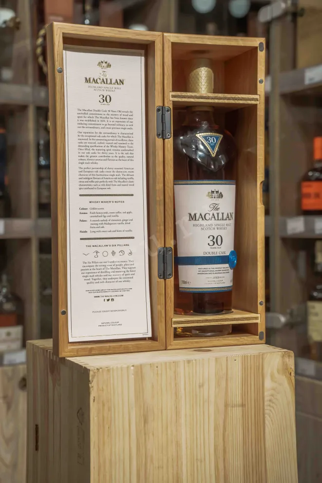 В магазине Крю Профи Macallan Double Cask 30 years in wooden box 0.7 л