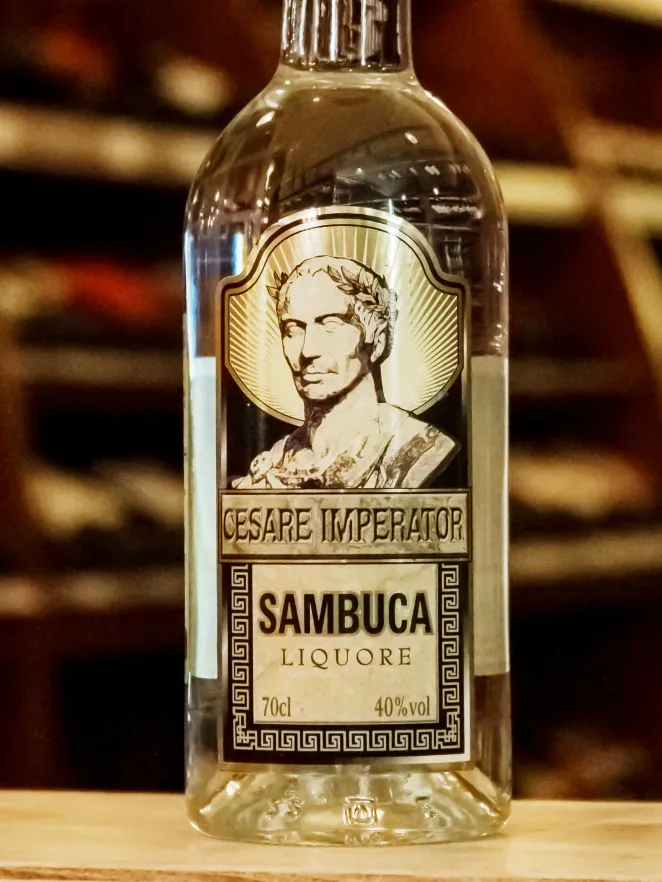 В магазине Крю Профи Cesare Imperator 0.7 л