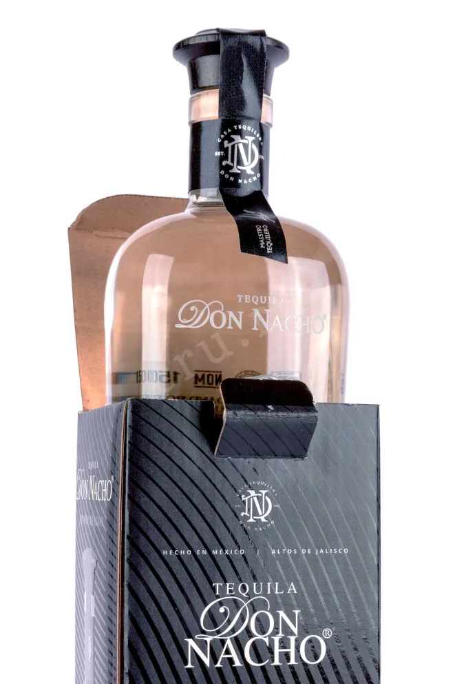 Текила Don Nacho Cristal Anejo Cristalino in gift box  0.75 л