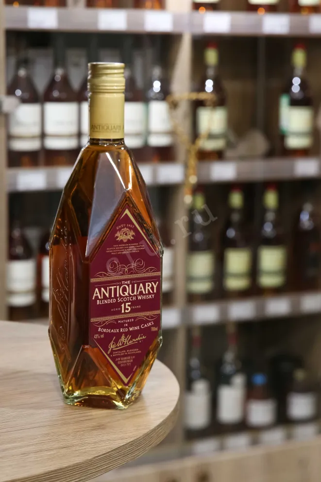 В магазине Крю Профи The Antiquary 15 years in gift box 0.7 л
