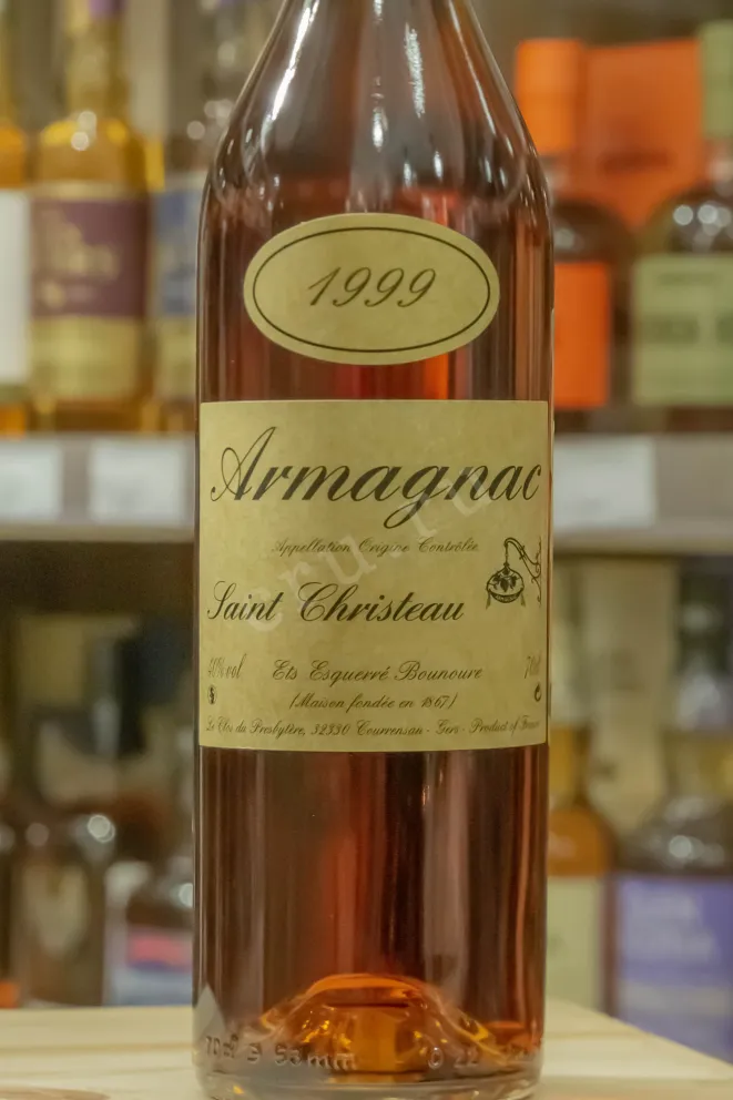 В магазине Крю Профи Saint-Christeau 1999 0.7 л