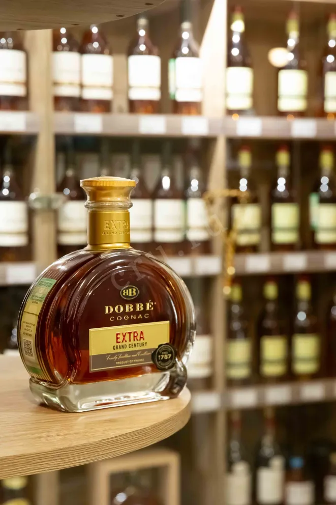 В магазине Крю Профи Dobbe Extra Grand Century in gift box 0.7 л
