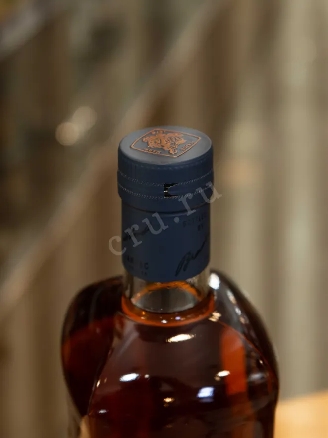 Пробка Braastad VSOP gift box 0.7 л