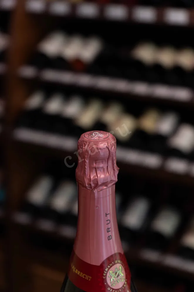 Пробка Cremant d'Alsace Lucien Albrecht Brut Rose 2022 0.75 л