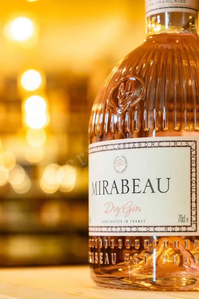 В магазине Крю Профи Mirabeau Rose Dry Gin 0.7 л