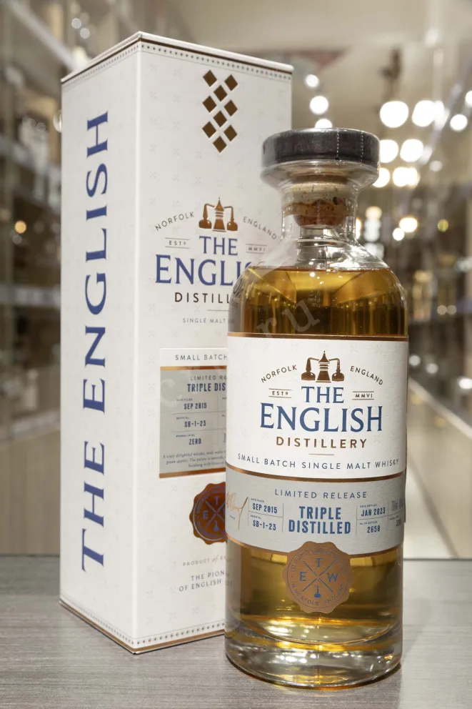 В магазине Крю Профи English Small Batch Release Triple Distilled gift box 0.7 л