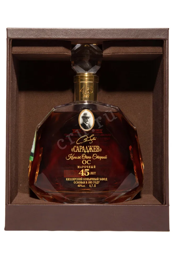 В подарочной коробке Saradjev 40 Years in gift box 1977 0.7 л