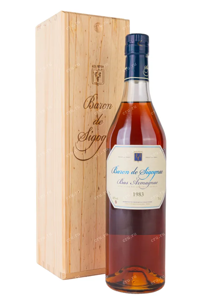 Арманьяк Baron de Sigognac wooden box 1983 0.7 л