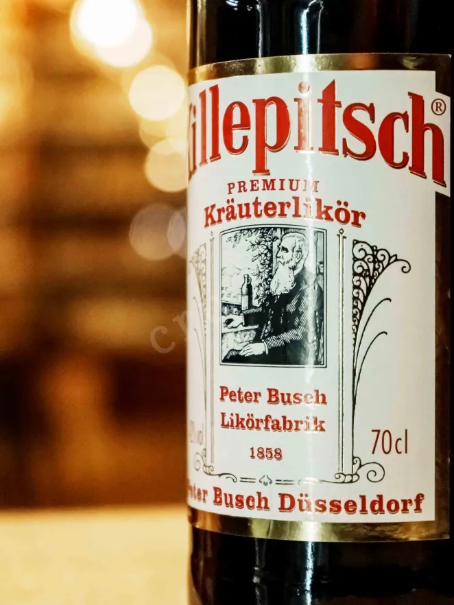 В магазине Крю Профи Killepitsch 0.7 л