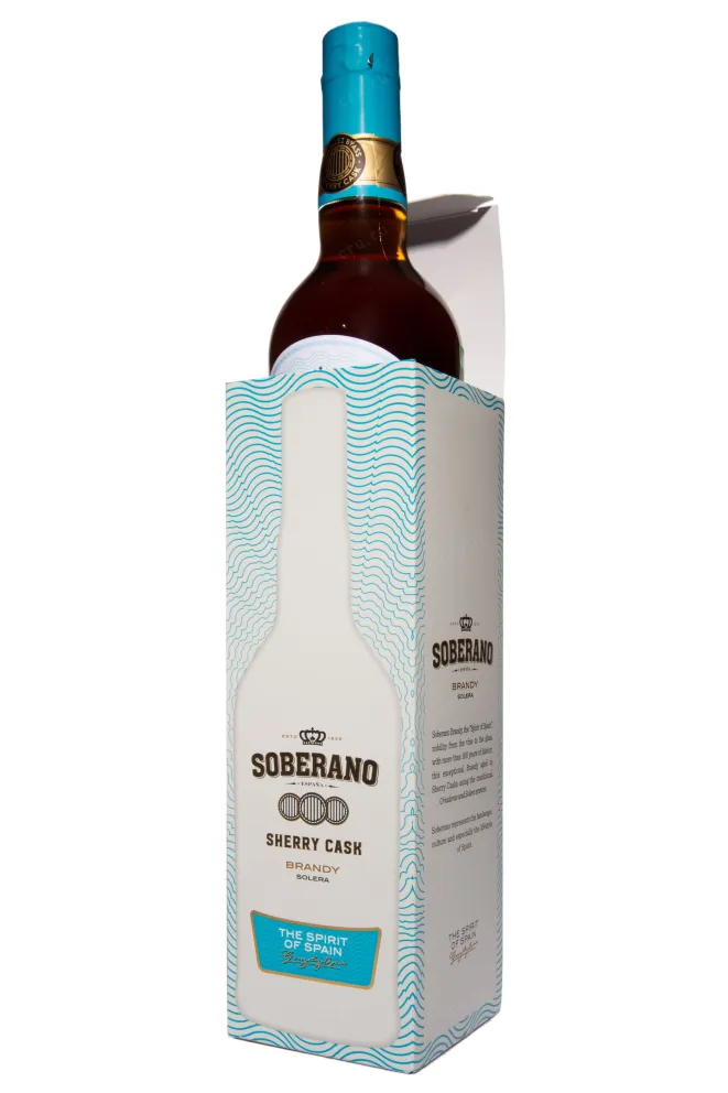 В подарочной коробке Soberano Solera with gift box 0.7 л