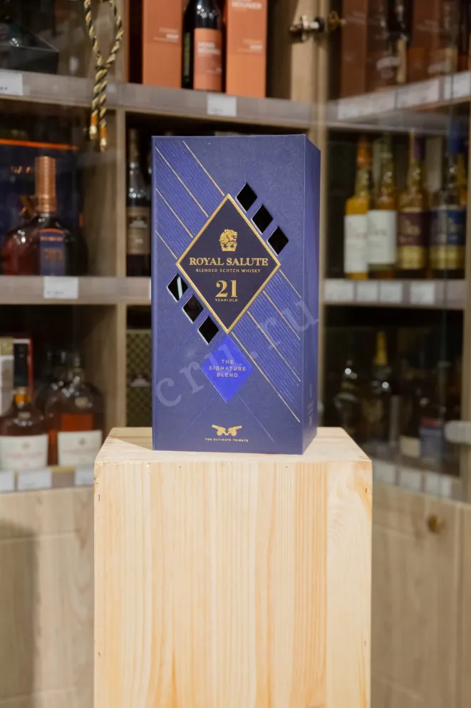 В магазине Крю Профи Chivas Regal Royal Salute 21 years 0.7 л