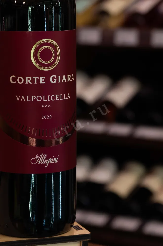 В магазине Крю Профи Corte Giara Valpolicella DOC 2020 0.75 л