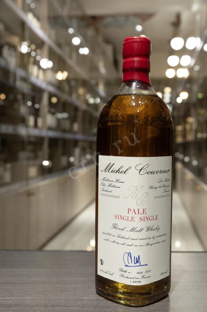 В магазине Крю Профи Michel Couvreur Pale Single Single in gift box 0.7 л