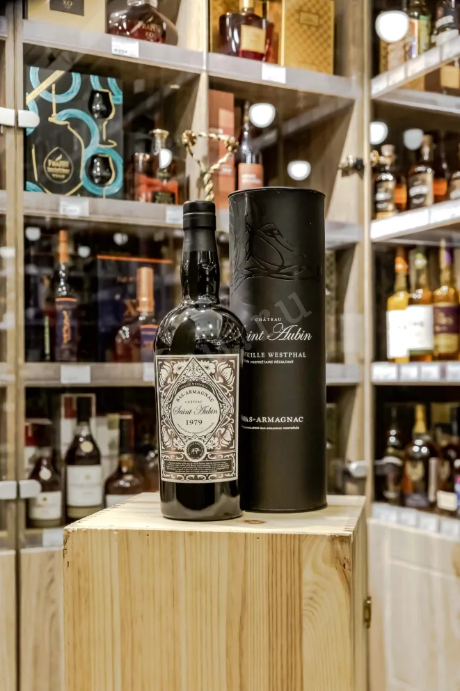 В магазине Крю Профи Saint Aubin Bas-Armagnac in tube 1979 0.7 л