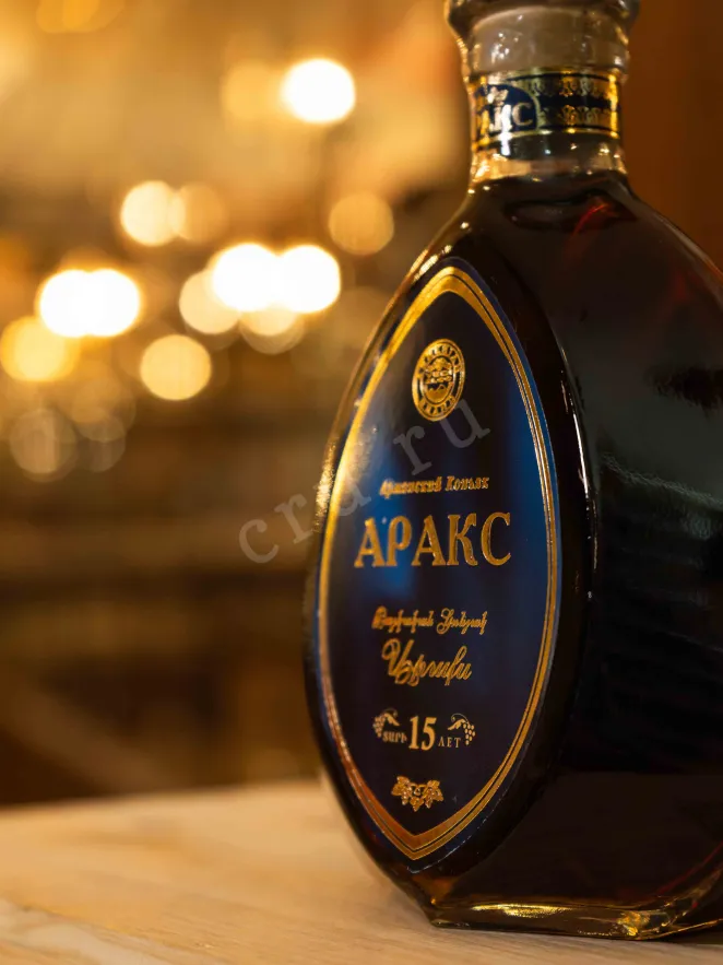 В магазине Крю Профи Araks 15 years 0.5 л