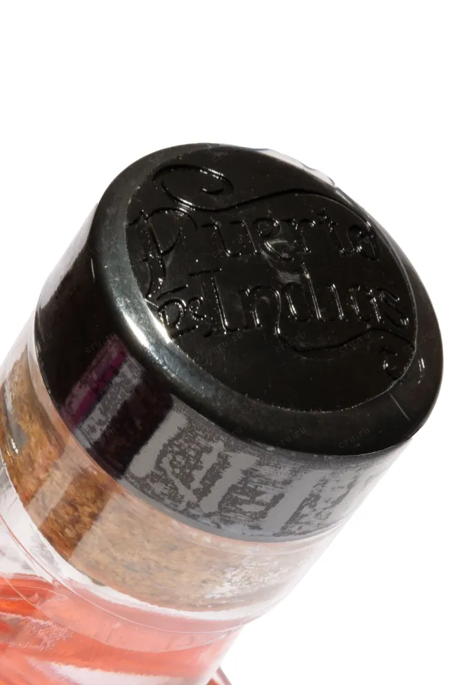 Пробка Puerto de Indias Sevillian Gin Premium Strawberry in gift box 1.75 л