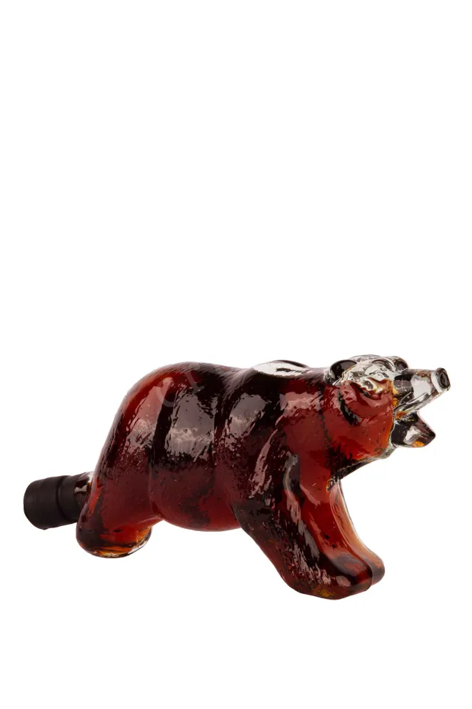 Бутылка Ijevan 5 Years Bear gift box 0.5 л