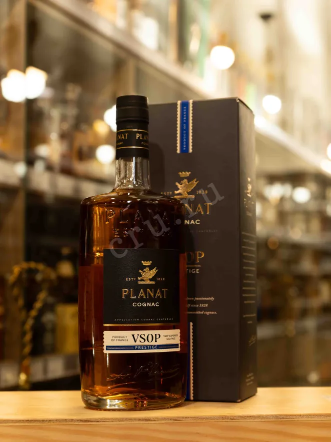 В магазине Крю Профи Planat VSOP Prestige in gift box 0.7 л