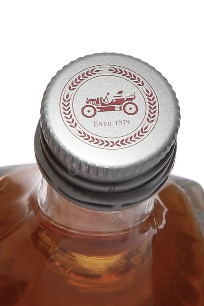 Пробка Kavalan Classic in gift box 0.05 л