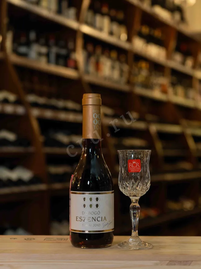 В магазине Крю Профи Dobogo Tokaji Aszu 5 Puttonyos gift box + glass 2010 0.25 л