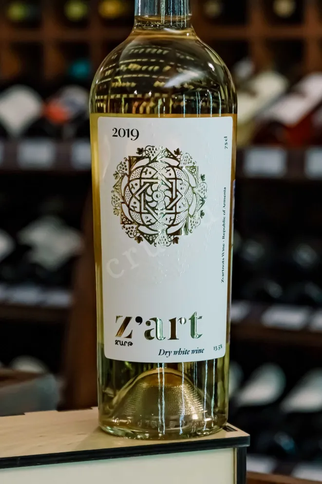 В магазине Крю Профи Zart White Dry 2019 0.75 л