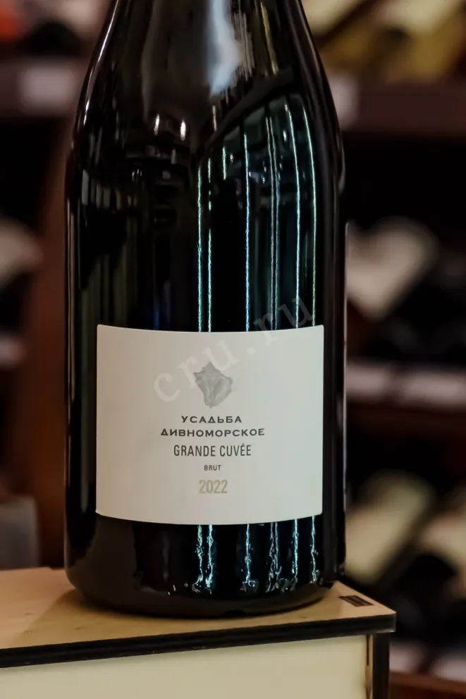 В магазине Крю Профи Usadba Divnomorskoe Grande Cuvee 2022 0.75 л