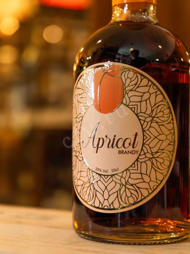 В магазине Крю Профи Nazeli Apricot Ijevan 0.5 л