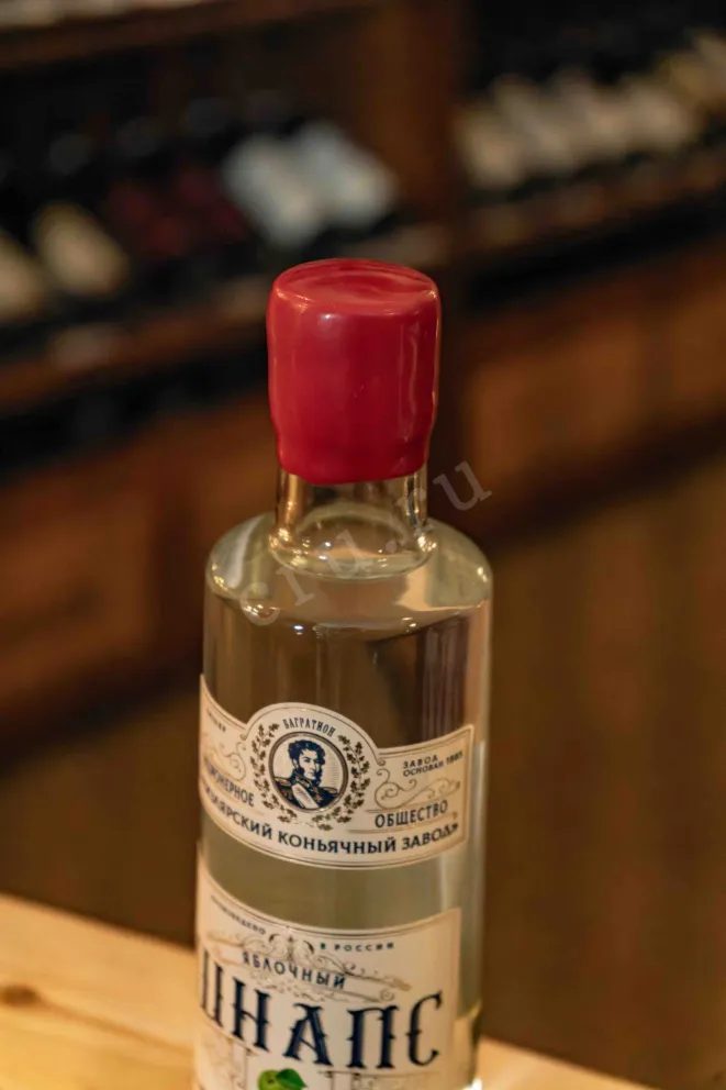 Пробка Apple Schnapps 0.5 л