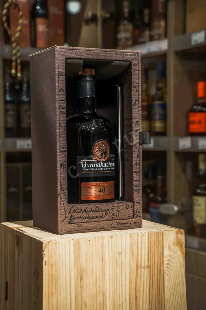 В магазине Крю Профи Bunnahabhain Limited Edition Aged 40 years 0.7 л