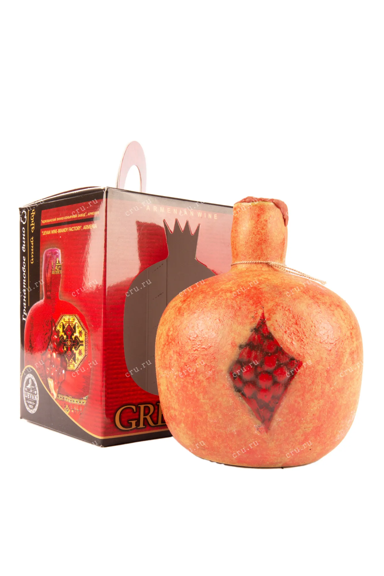 Фото — Вино Ijevan Grenade ceramic bottle 0.75 л