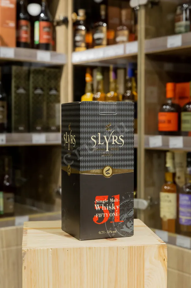 В магазине Крю Профи Slyrs Fifty One in gift box 0.7 л