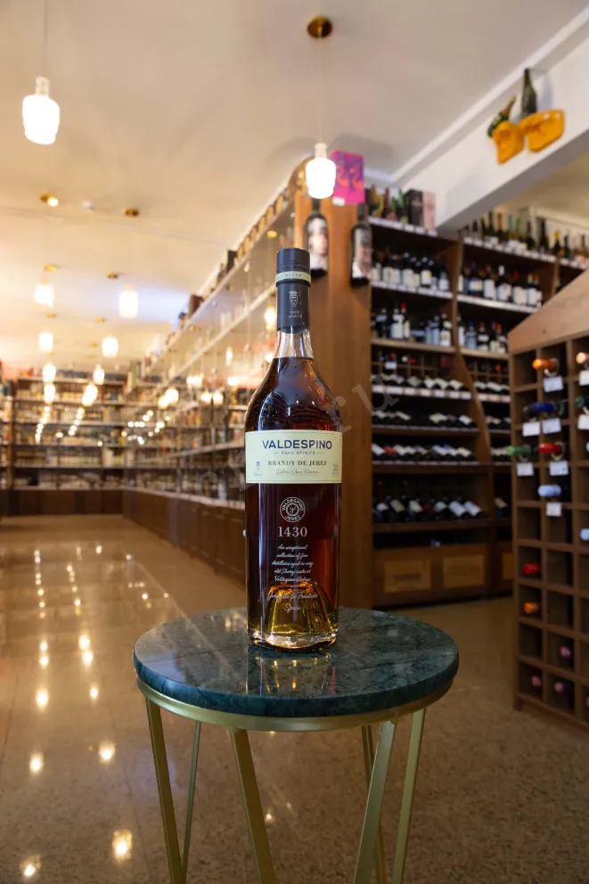 В магазине Крю Профи Valdespino Brandy de Jerez Solera Gran Reserva in tube 0.7 л