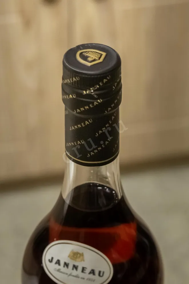 Пробка Janneau Vintage Collection 1973 0.7 л